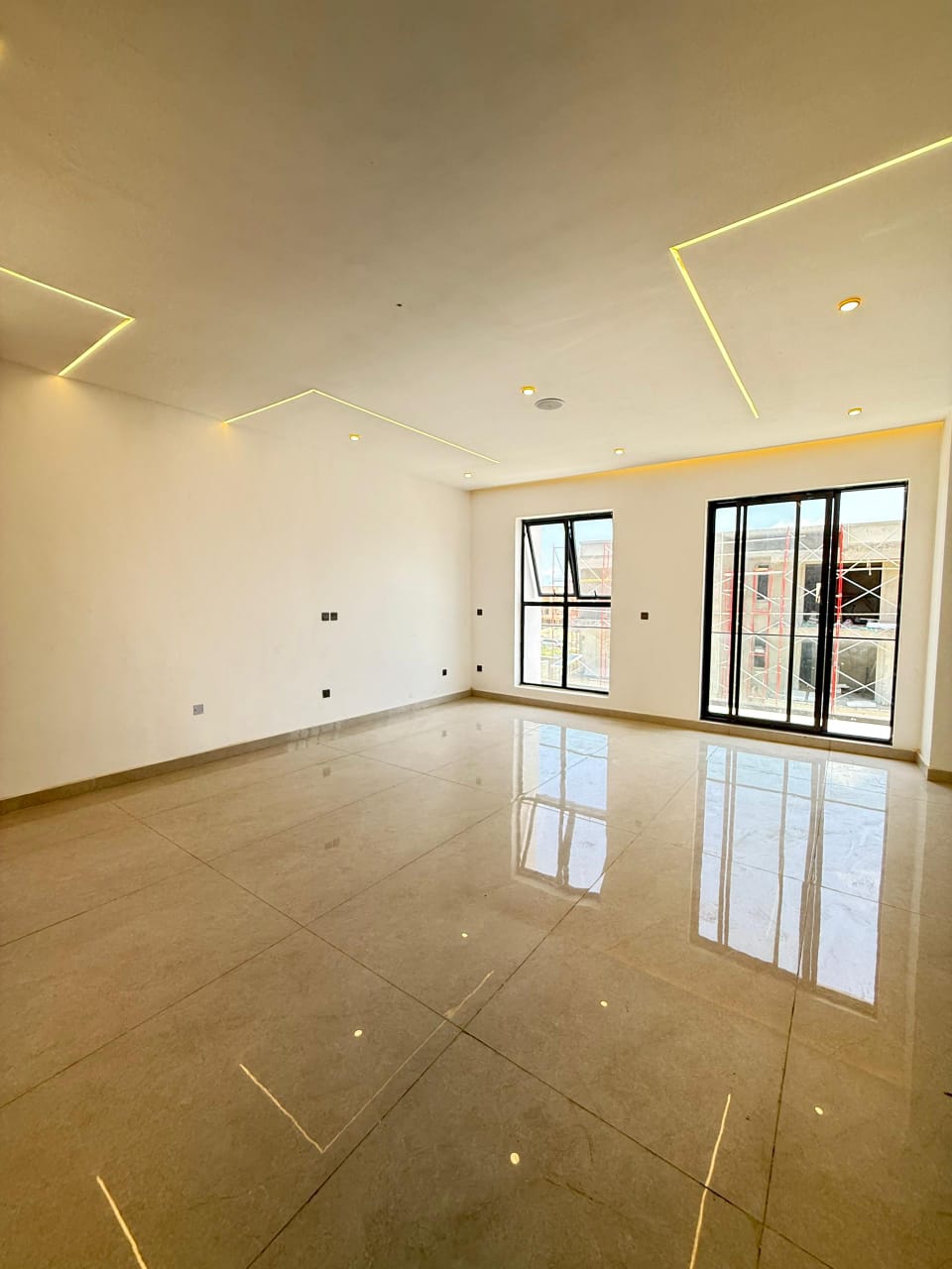Luxury 2 & 3 bedroom apartment in Lekki phase 1