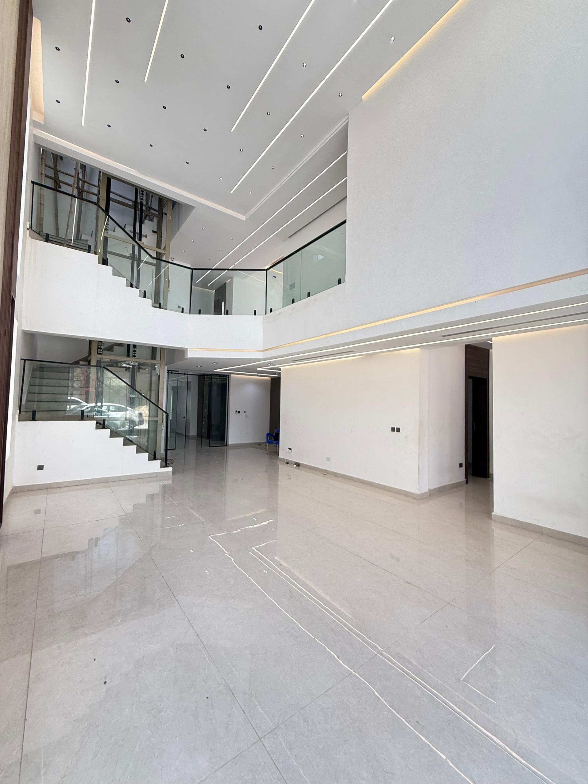 Luxury 2 & 3 bedroom apartment in Lekki phase 1